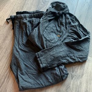 DKNY Long Pajama Set Size Small